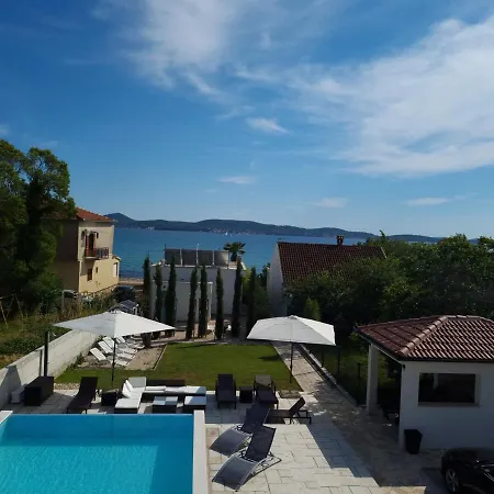 Villa Lukas-2